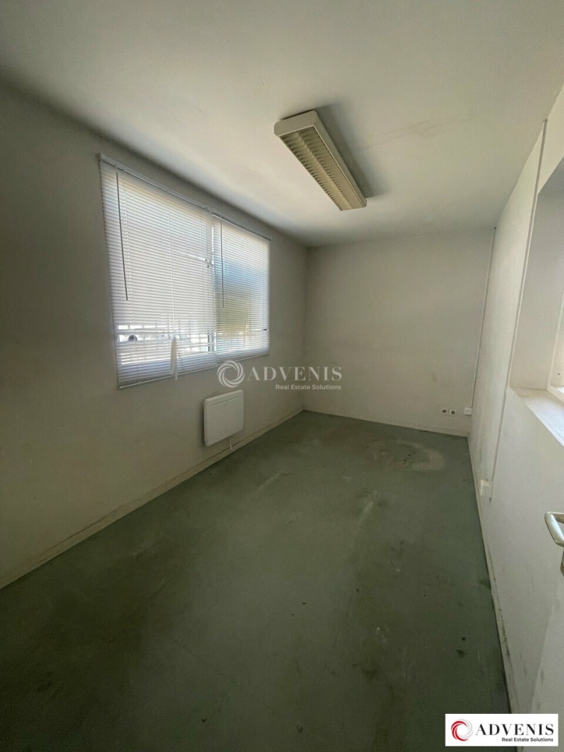 Location Activités Entrepôts BLANQUEFORT (33290) - Photo 4