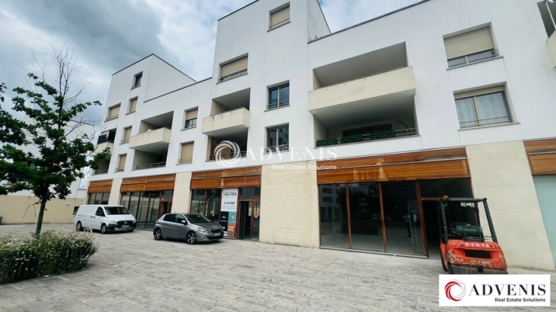 Location Commerces VILLENAVE D'ORNON (33140) - Photo 1