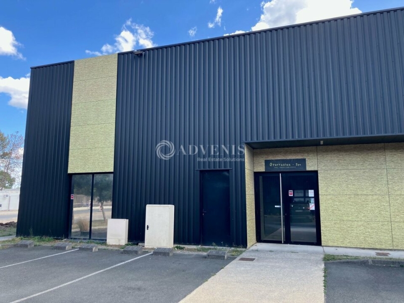 Location Commerces PESSAC (33600) - Photo 2