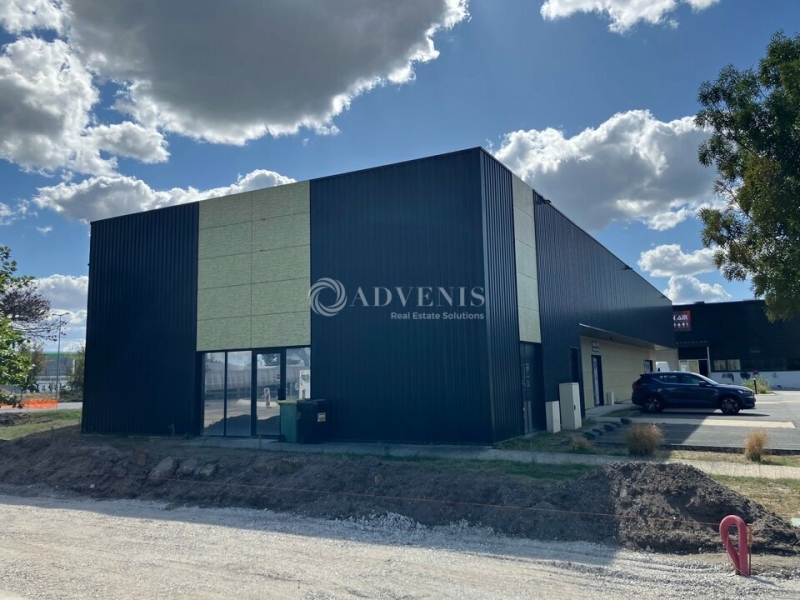 Location Commerces PESSAC (33600) - Photo 3
