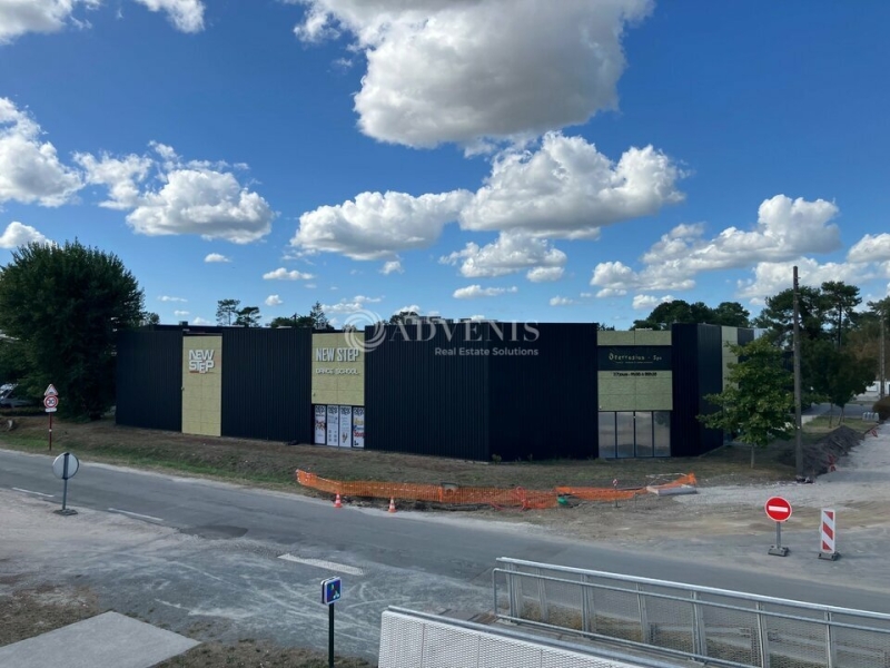 Location Commerces PESSAC (33600) - Photo 4