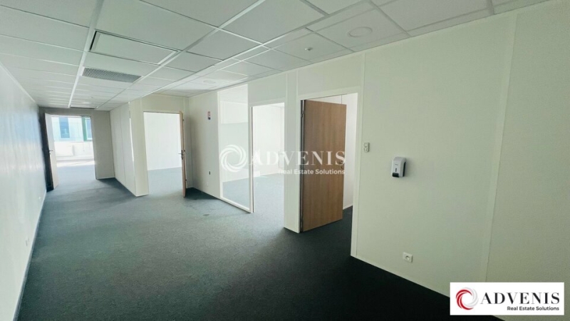 Location Bureaux BRUGES (33520) - Photo 5