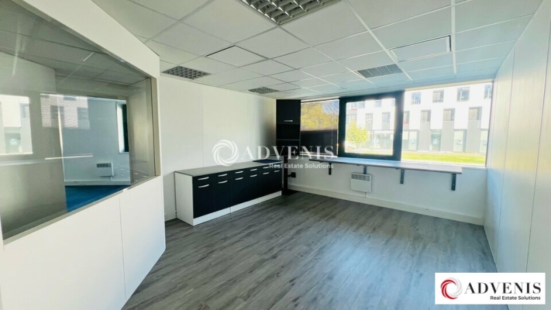 Location Bureaux BRUGES (33520) - Photo 7