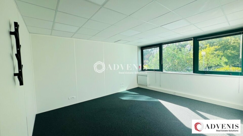 Location Bureaux BRUGES (33520) - Photo 9