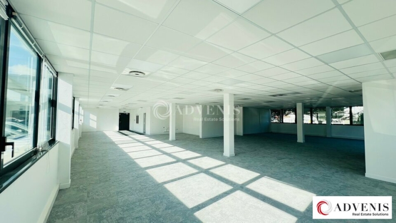 Location Bureaux PESSAC (33600) - Photo 4
