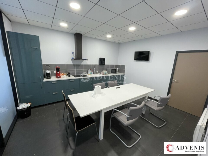 Location Activités Entrepôts PUGNAC (33710) - Photo 5