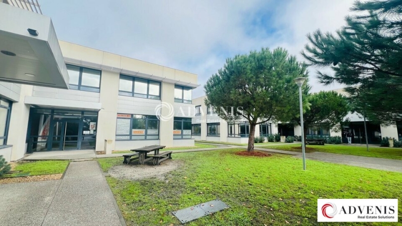 Location Bureaux MERIGNAC (33700) - Photo 1