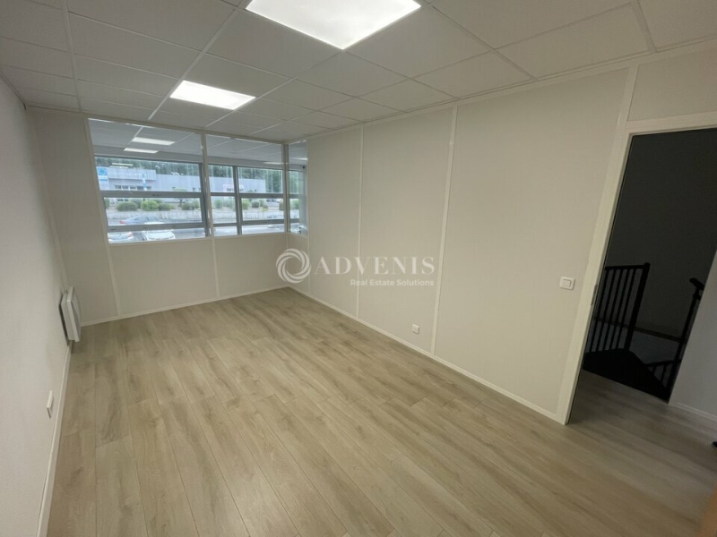 Location Activités Entrepôts EYSINES (33320) - Photo 10