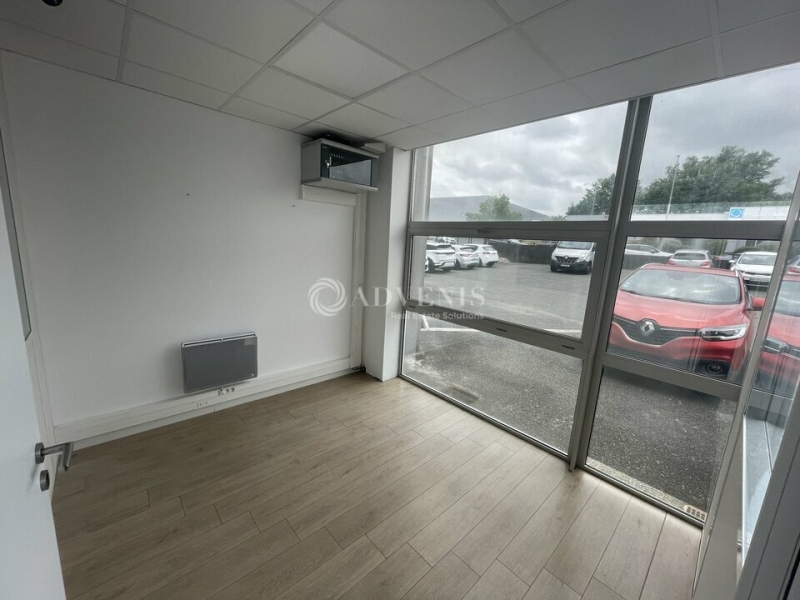 Location Activités Entrepôts EYSINES (33320) - Photo 9