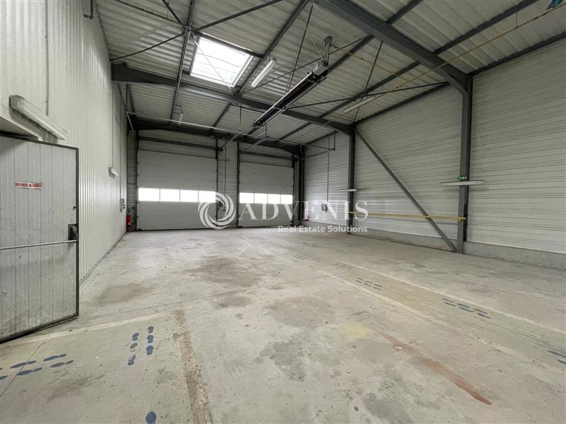 Location Entrepôts SAINT DOULCHARD (18230) - Photo 2