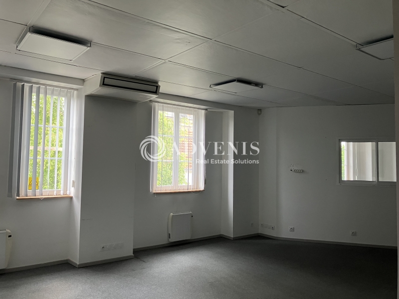 Location Bureaux VIERZON (18100) - Photo 3