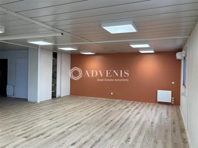 Location Bureaux BOURGES (18000) - Photo 1