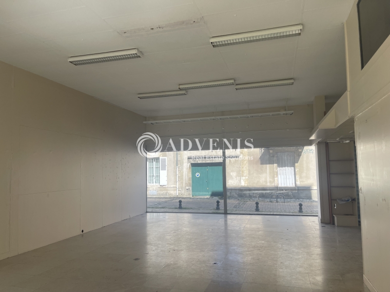 Location Commerces BOURGES (18000) - Photo 2