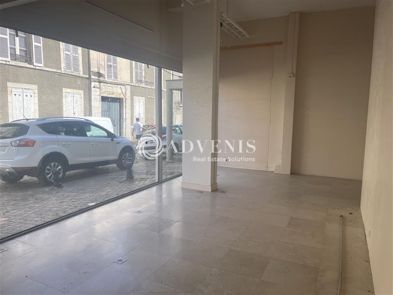 Location Commerces BOURGES (18000) - Photo 3