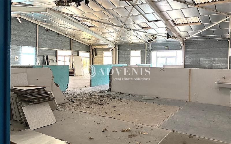 Location Commerces SAINT AMAND MONTROND (18200) - Photo 1