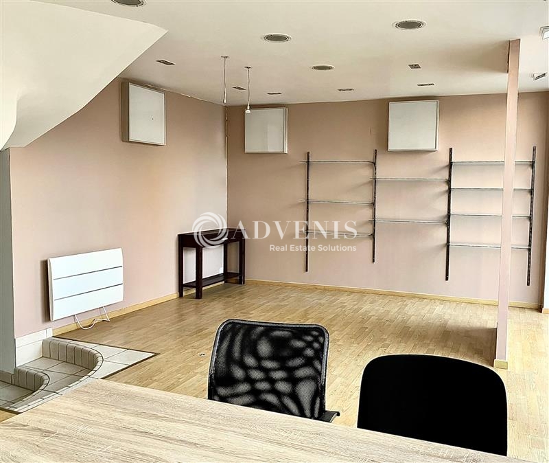 Location Commerces VIERZON (18100) - Photo 2
