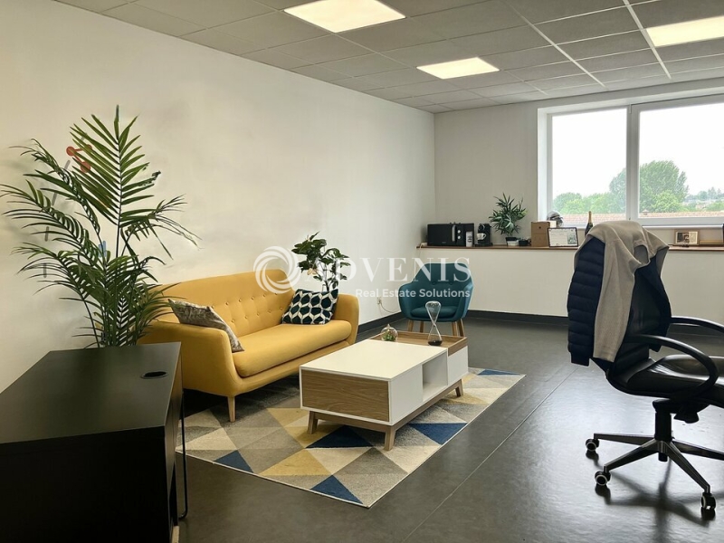 Location Bureaux BOURGES (18000) - Photo 2