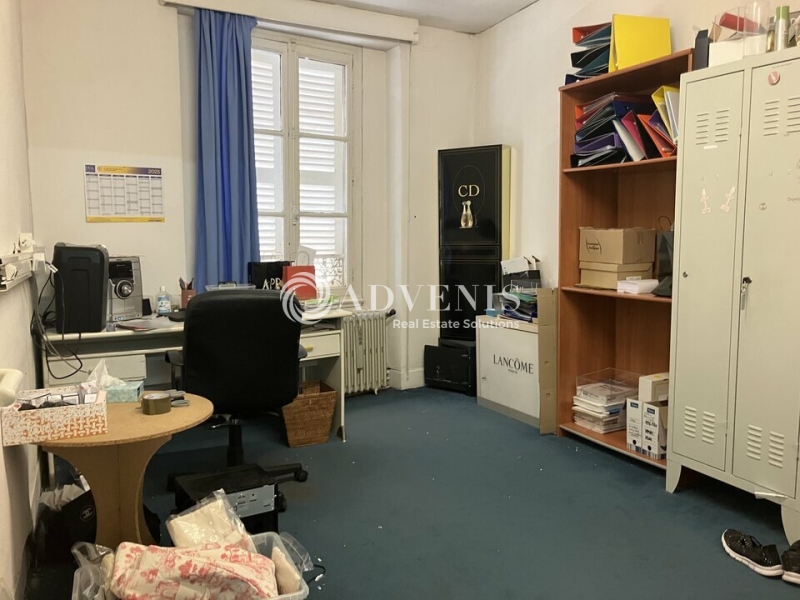 Location Commerces BOURGES (18000) - Photo 3