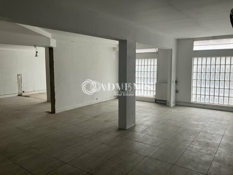 Location Commerces BOURGES (18000) - Photo 1
