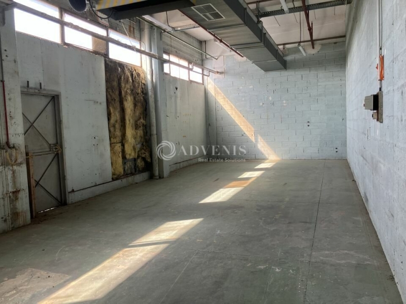 Location Entrepôts SAINT FLORENT SUR CHER (18400) - Photo 3
