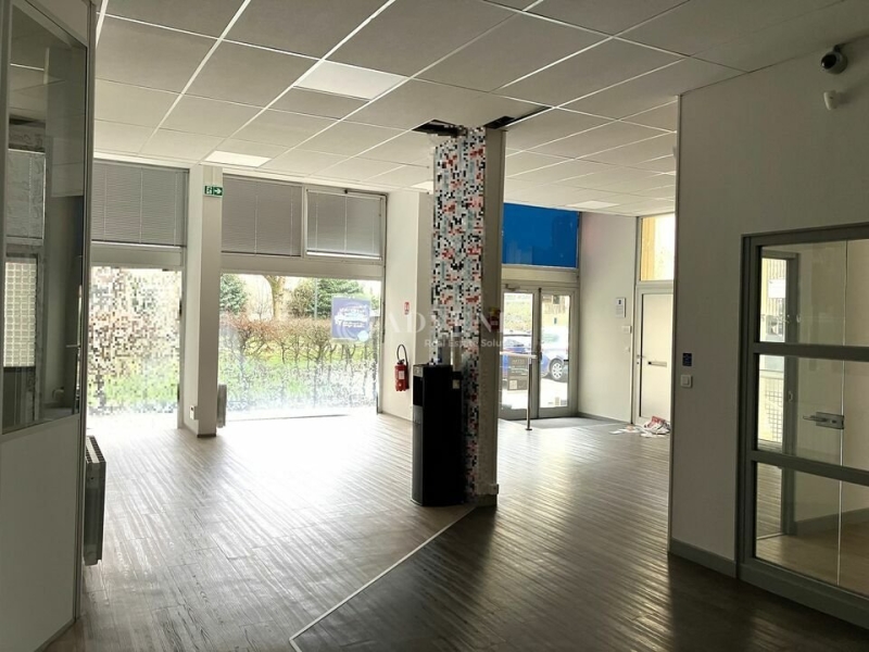 Vente Investisseur Bureaux BOURGES (18000) - Photo 2