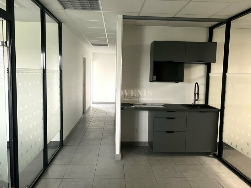 Location Bureaux BOURGES (18000) - Photo 3