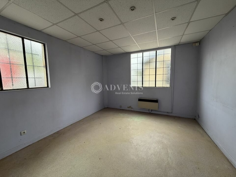 Vente Investisseur Activités Entrepôts BOURGES (18000) - Photo 3
