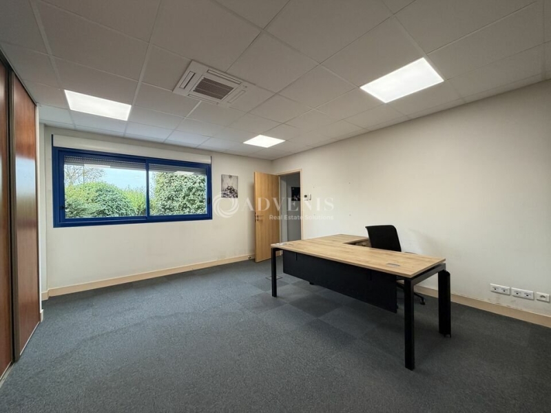 Location Bureaux BOURGES (18000) - Photo 1