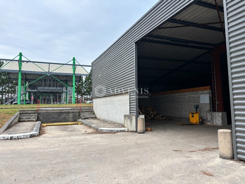 Location Entrepôts BOURGES (18000) - Photo 1