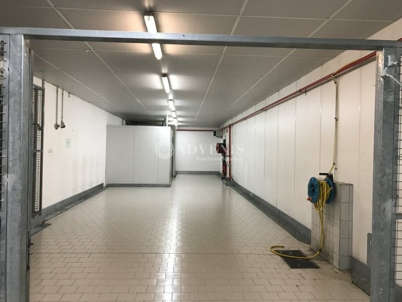 Location Commerces BOURGES (18000) - Photo 3