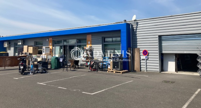 Vente Investisseur Commerces CHAMPNIERS (16430) - Photo 2