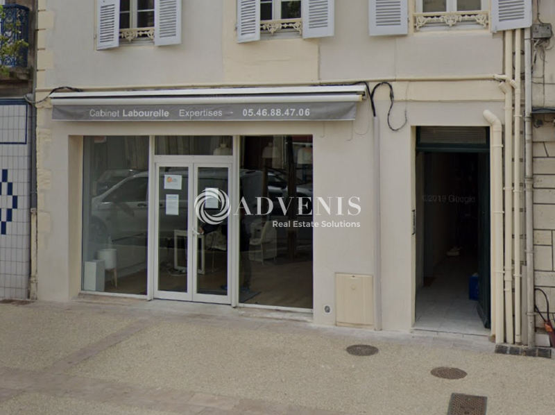 Location Commerces ROCHEFORT (17300) - Photo 1