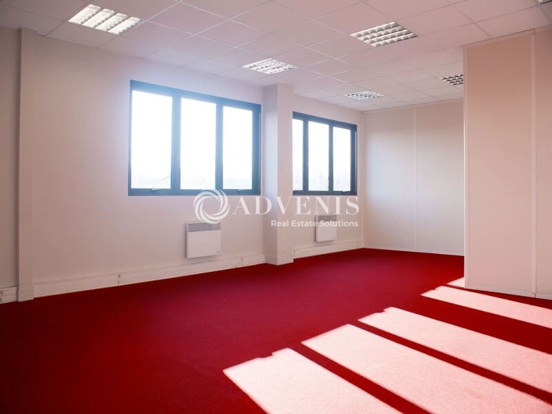 Location Bureaux CERGY (95800) - Photo 1