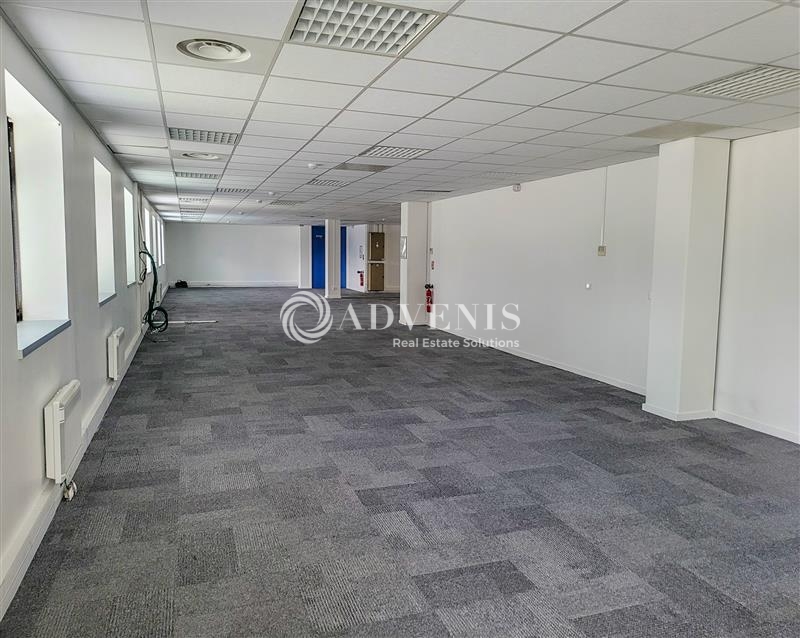 Location Bureaux CERGY (95800) - Photo 7