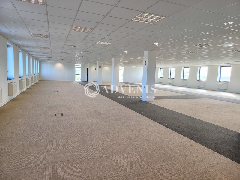 Location Bureaux SAINT OUEN L'AUMONE (95310) - Photo 1