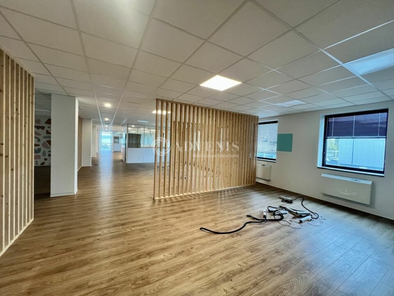Location Bureaux SAINT-OUEN-L'AUMÔNE (95310) - Photo 9