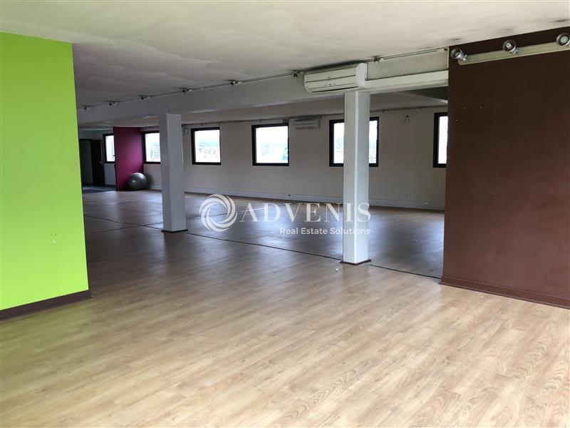 Location Commerces FRANCONVILLE (95130) - Photo 3