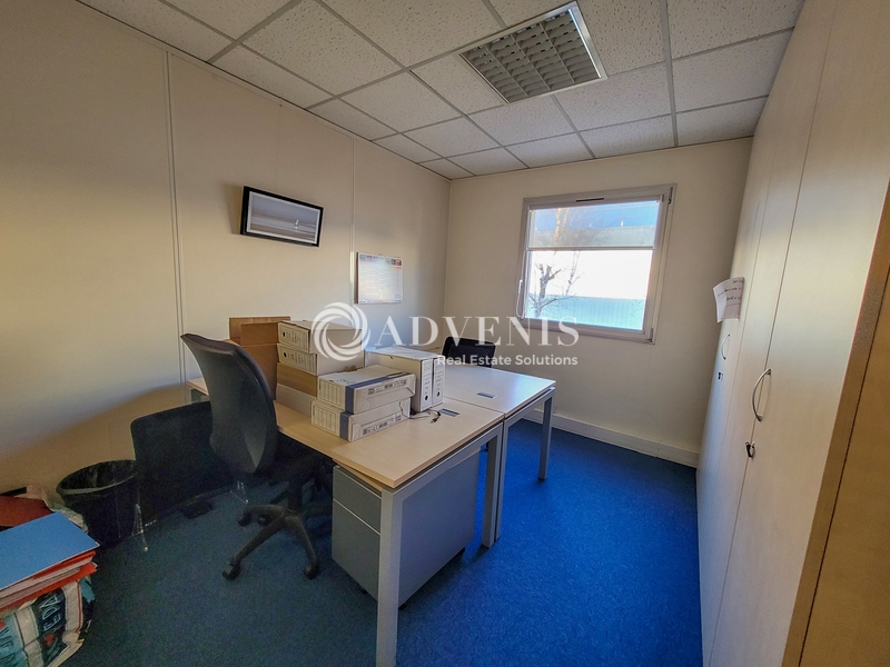 Location Bureaux SARTROUVILLE (78500) - Photo 7