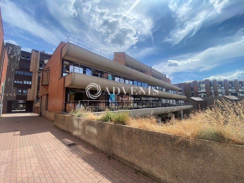 Vente Investisseur Bureaux CERGY (95000) - Photo 1