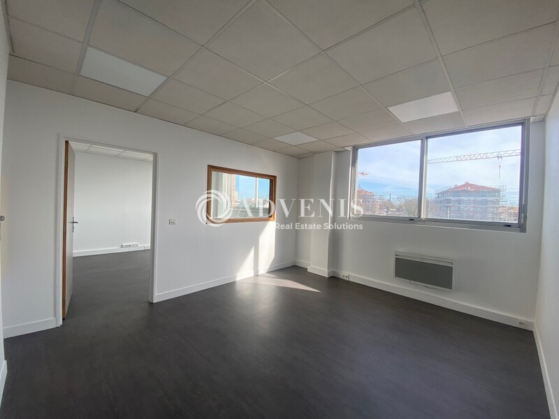 Location Bureaux CONFLANS SAINTE HONORINE (78700) - Photo 8