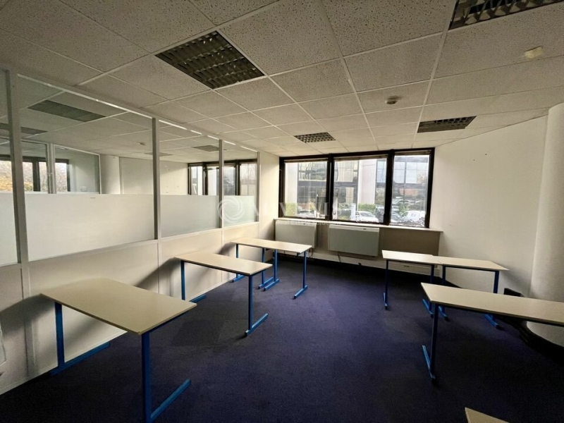 Location Bureaux ARGENTEUIL (95100) - Photo 6
