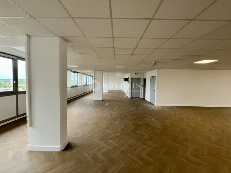 Location Bureaux OSNY (95520) - Photo 8