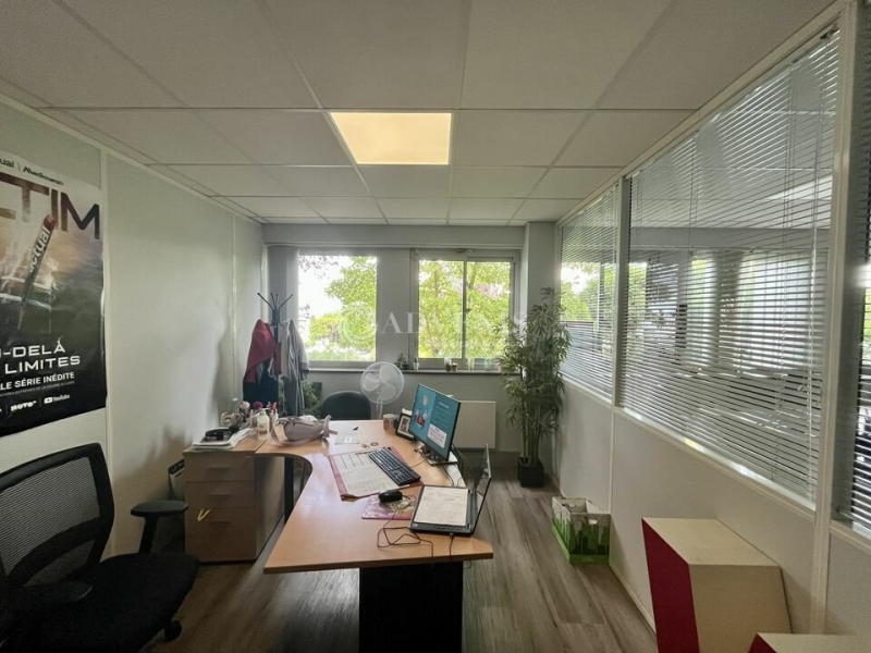 Location Bureaux EAUBONNE (95600) - Photo 13
