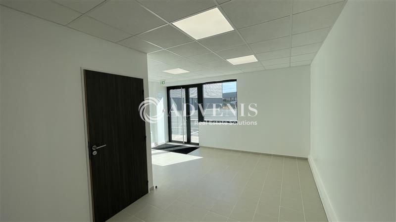 Location Activités Entrepôts SAVIGNY LE TEMPLE (77176) - Photo 12