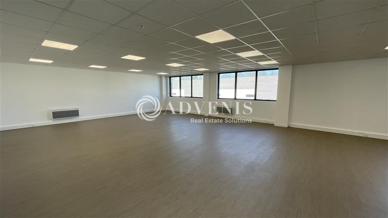 Location Activités Entrepôts SAVIGNY LE TEMPLE (77176) - Photo 4