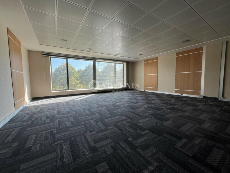 Vente Investisseur Bureaux LIEUSAINT (77127) - Photo 3