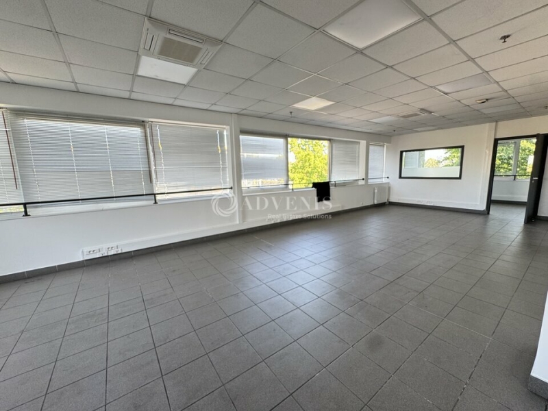 Location Entrepôts SAINT MICHEL SUR ORGE (91240) - Photo 6
