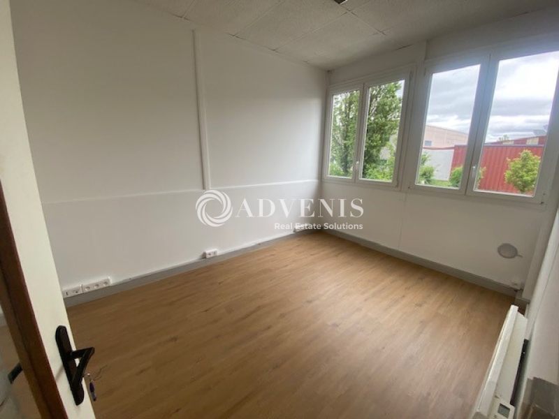 Location Bureaux VILLEBON SUR YVETTE (91140) - Photo 2