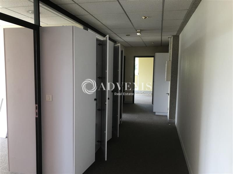 Location Bureaux SAINT QUENTIN FALLAVIER (38070) - Photo 6