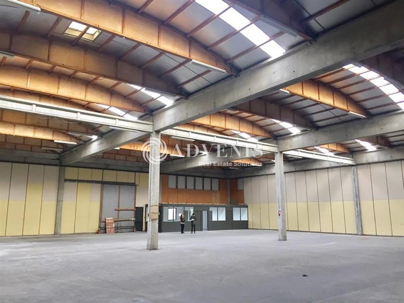 Location Activités Entrepôts SAINT PRIEST (69800) - Photo 2